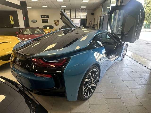 BMW i8 Coupe 1.5 auto