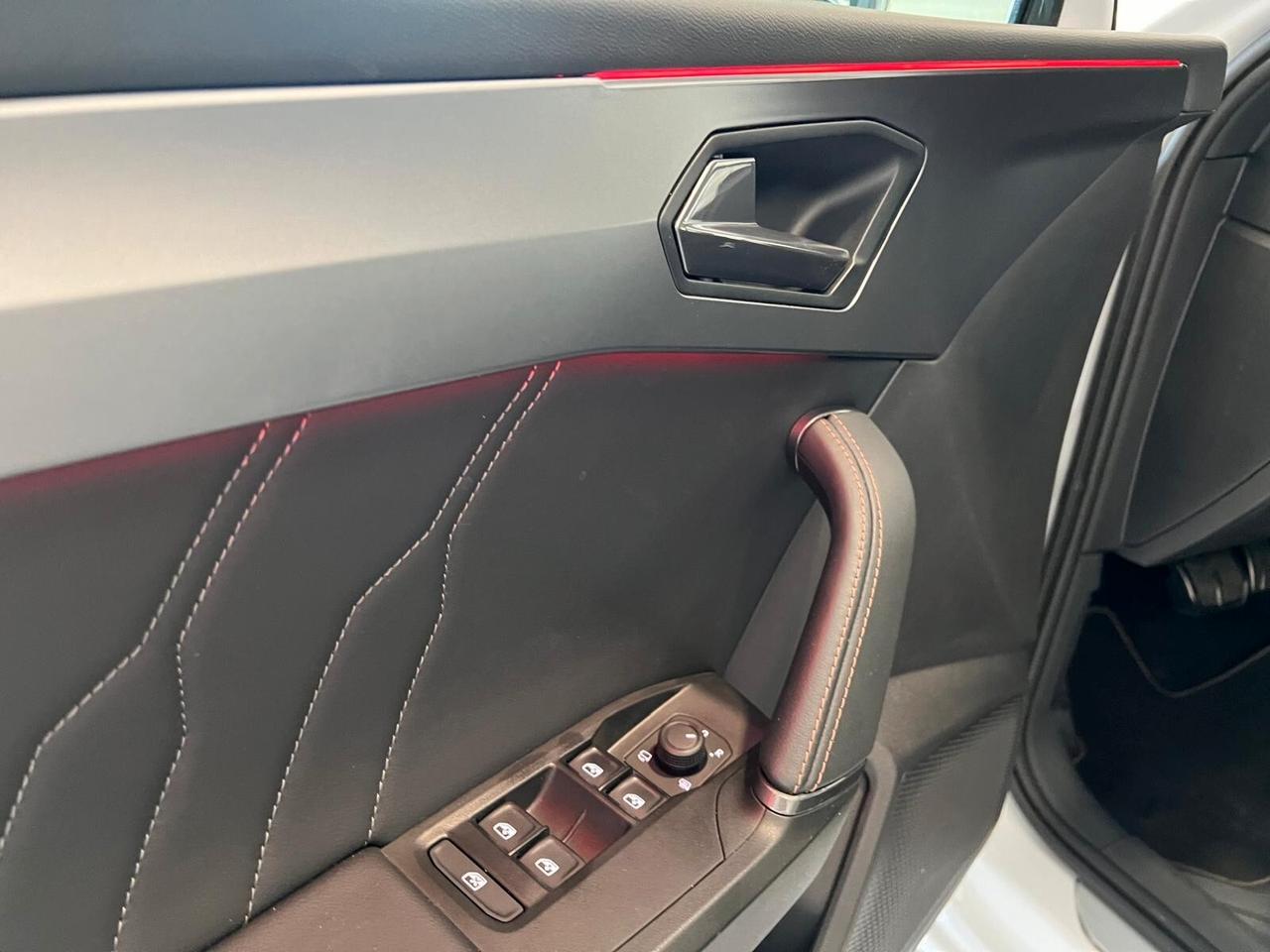 Cupra Leon 1.5 Hybrid 150 CV DSG 2024