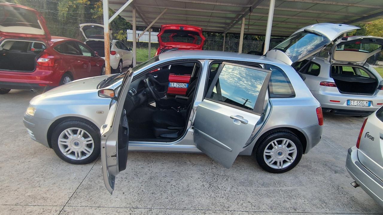 Fiat Stilo 1.9 MJT 120 CV 5 porte Dynamic