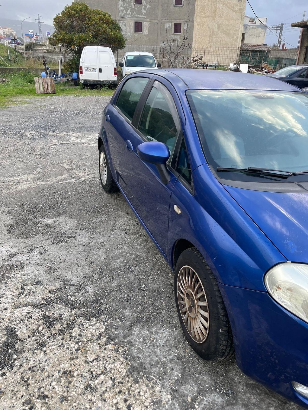 Fiat Grande Punto 1.3 MJT 75 CV 5 porte Dynamic