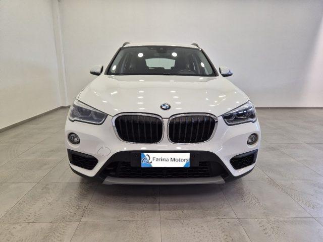 BMW X1 sDrive18d Advantage - Cruise/Lim - Bluetooth