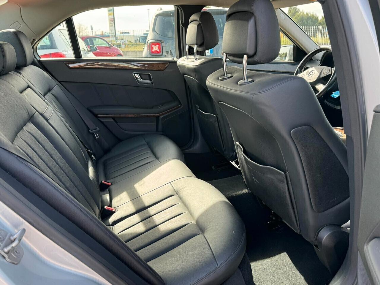 Mercedes-benz E 350 CDI BlueEFFICIENCY Elegance