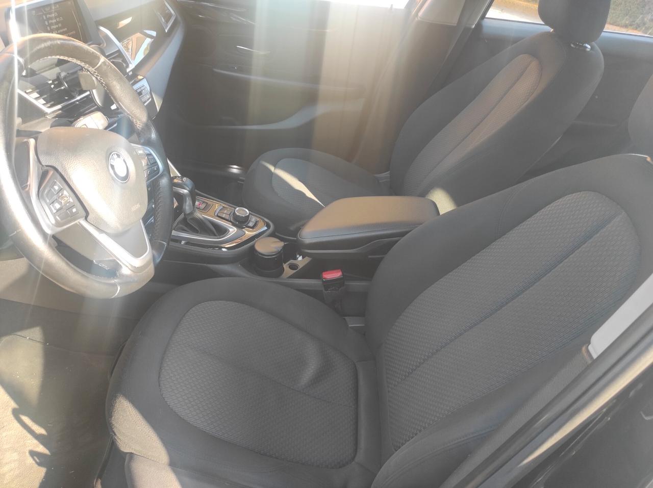 Bmw 2er Active Tourer 216d Active Tourer Advantage