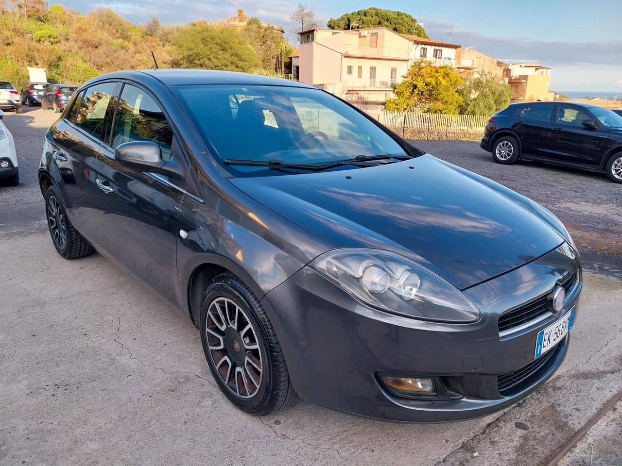 FIAT BRAVO 1.6 DIESEL UNICOPROPRIETARIO 2011