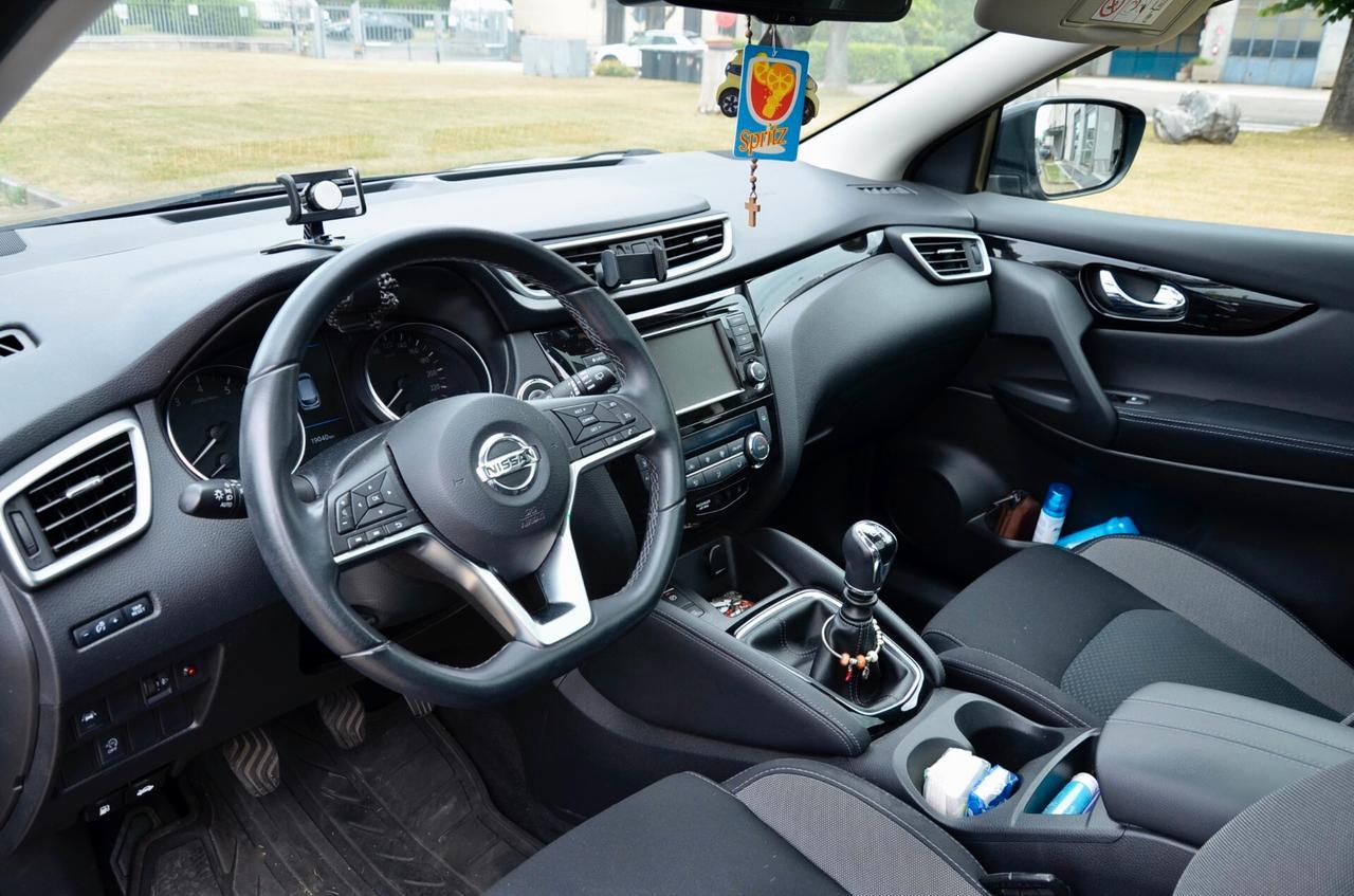 NISSAN QASHQAI 1.3 DIG-T N-CONNECTA 140cv, UNICOPROPRIETARIO, SERVICE NISSAN, EURO 6D, TETTO, NAVI, RETROCAMERA 360°, PERMUTE