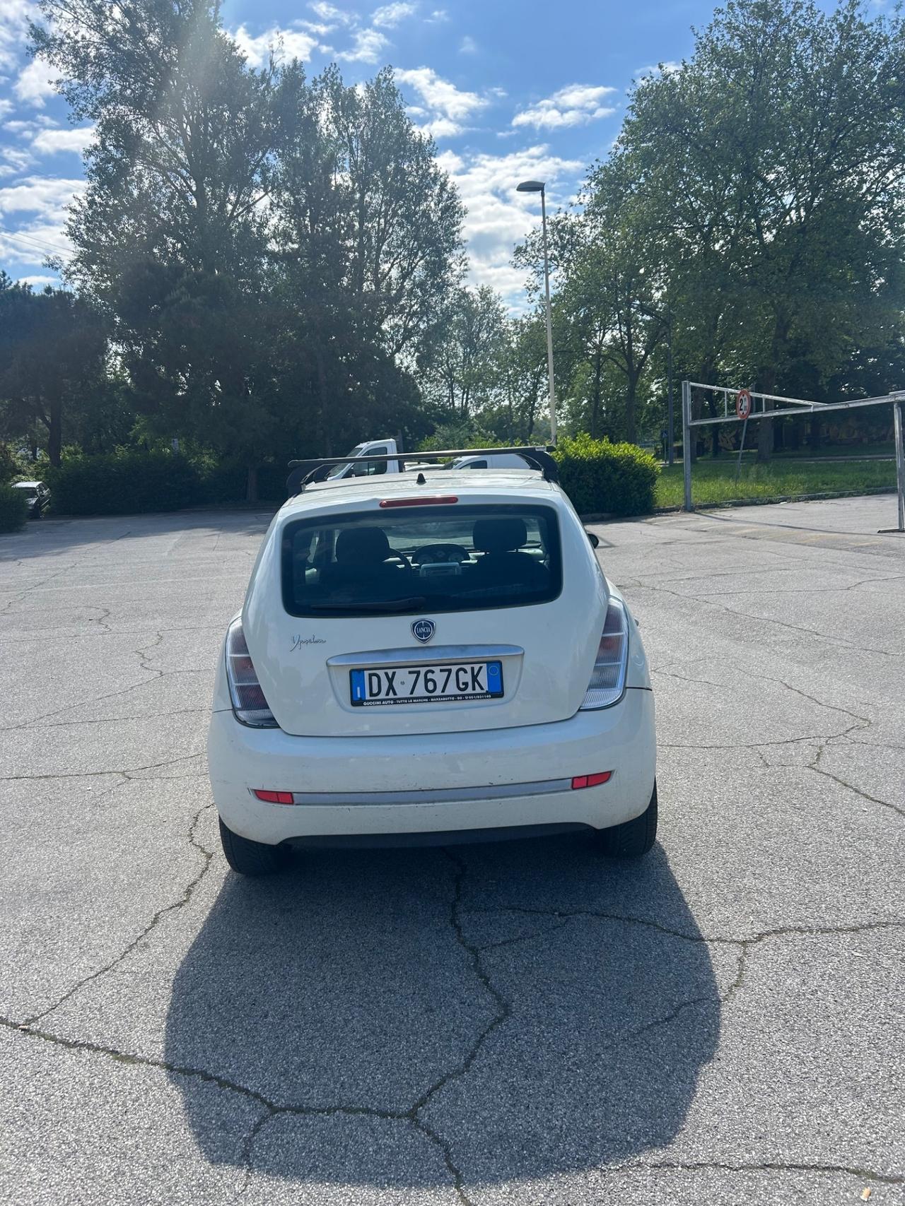 Lancia Ypsilon 1.2 cc Ecochic GPL scadenza 2030