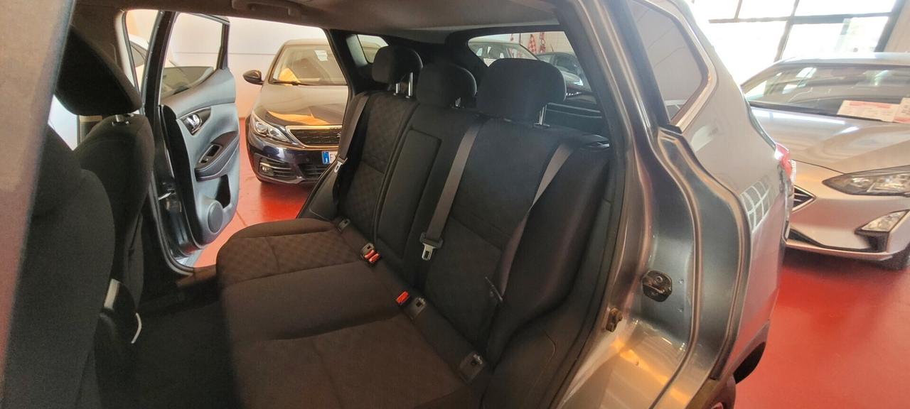 Nissan Qashqai 1.5 dCi N-Connecta
