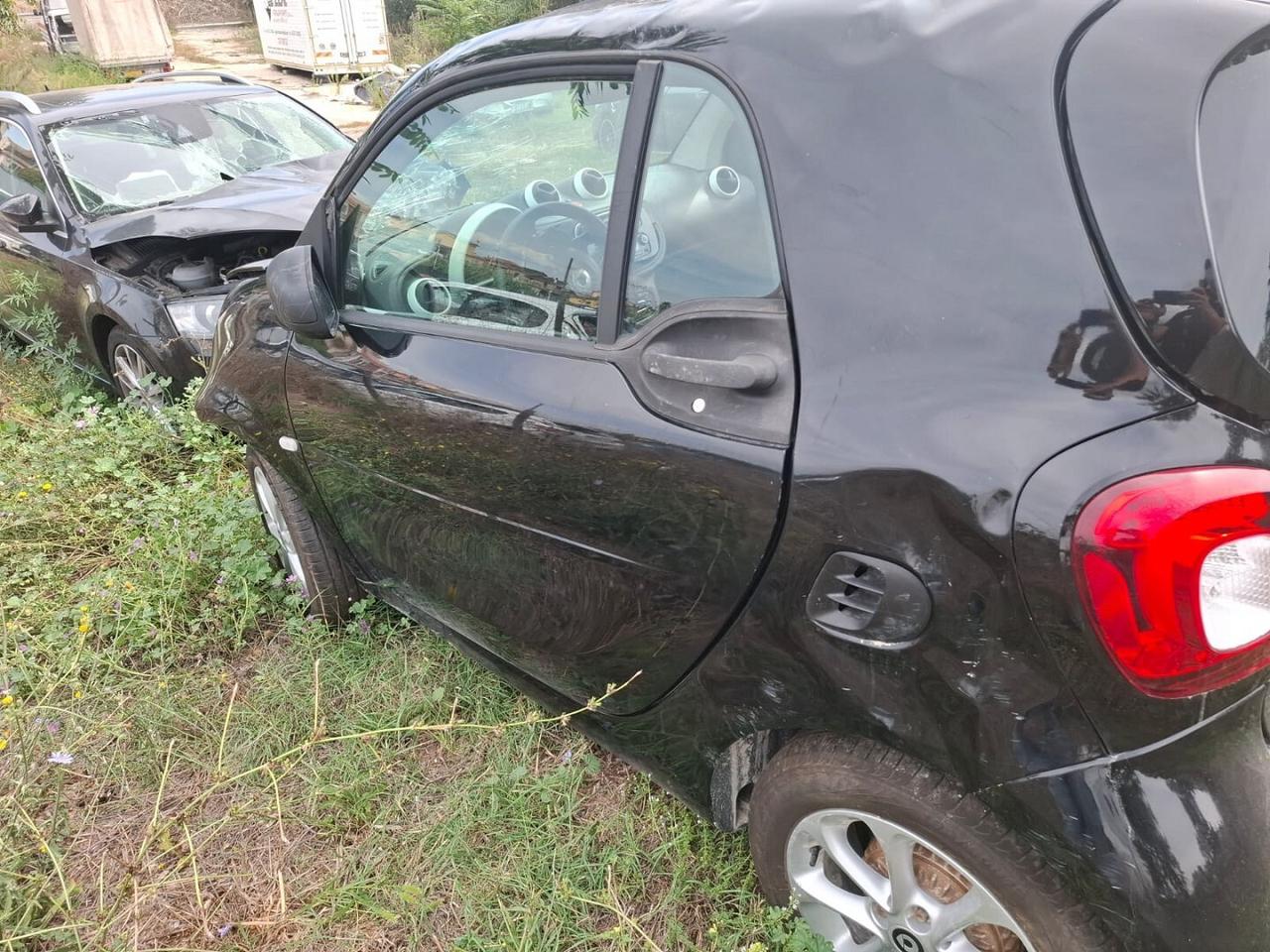 SMART 453 FORTWO INCIDENTATA AUTOMATICA