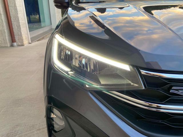 VOLKSWAGEN Taigo 1.0 TSI 110 CV DSG R-Line TETTO APR/PAN