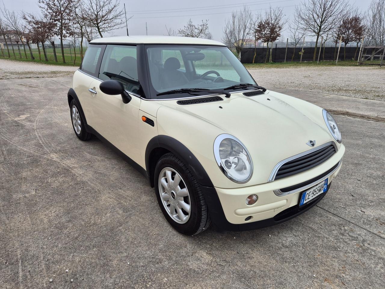 Mini 1.6 16V One de luxe