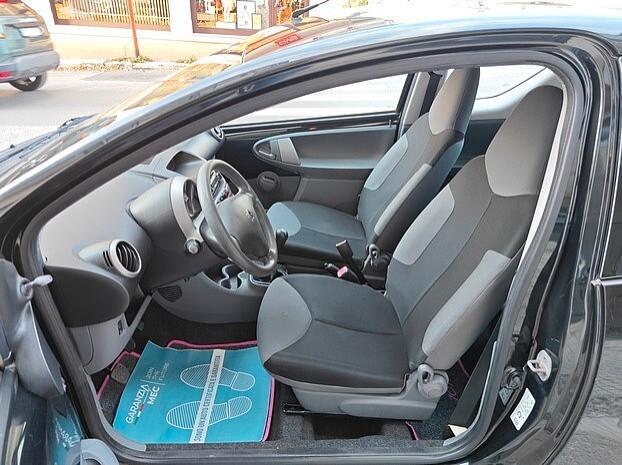 PEUGEOT 107 1.0 Benzina 3 Porte - 2010