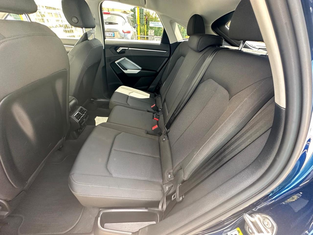Audi Q3 SPB 35 TDI quattro S tronic Business Plus