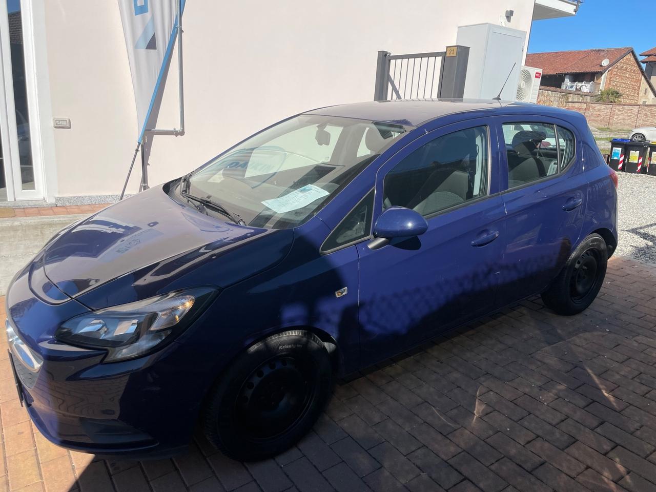 Opel Corsa 1.2 5 porte