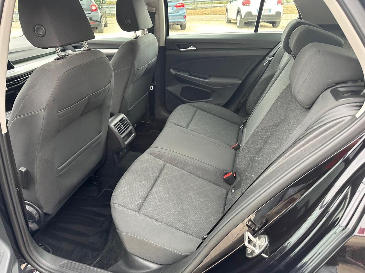Volkswagen Golf 1.5 TGI DSG Life