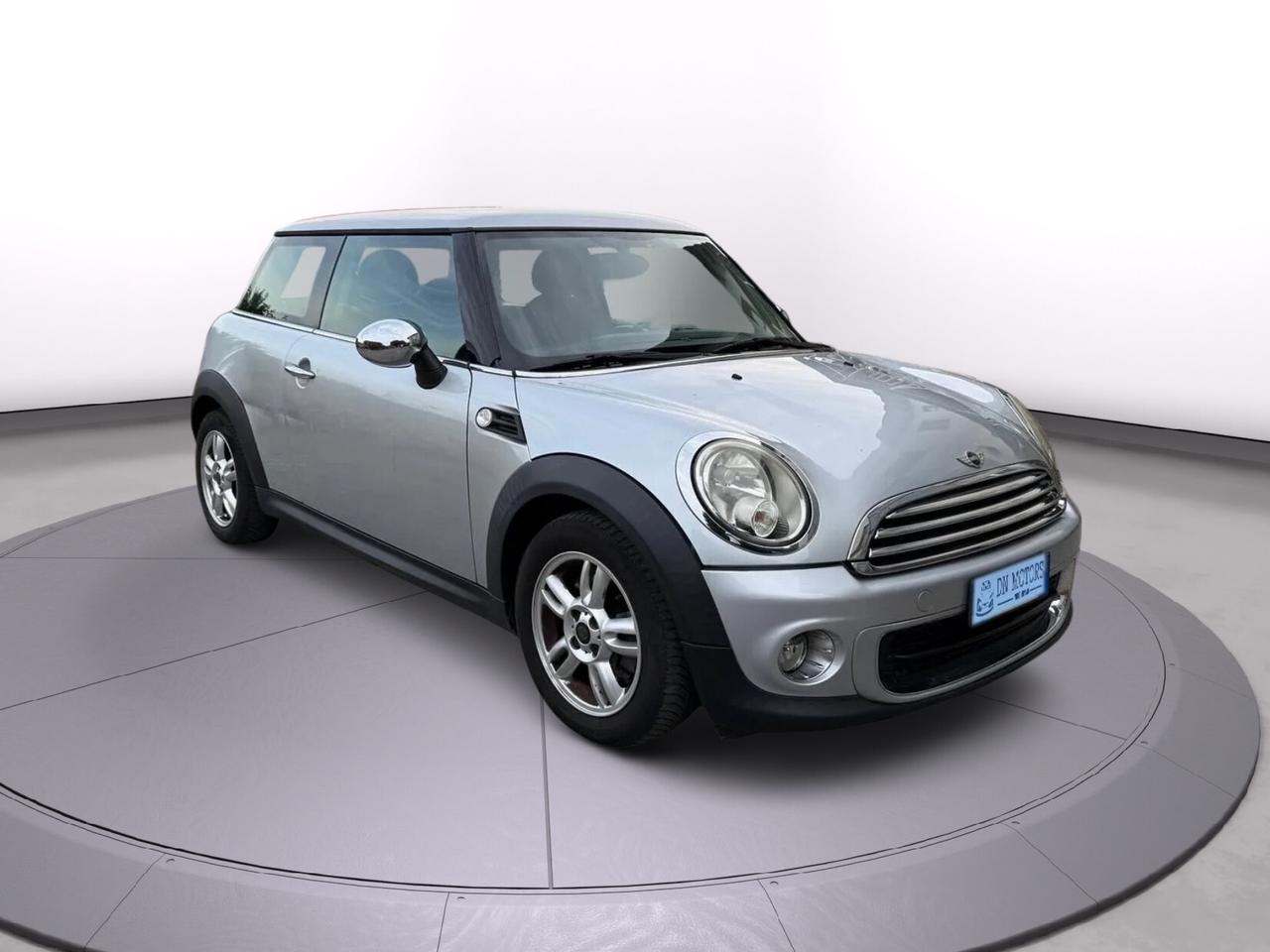 Mini One 1.6 benzina anno 2010 euro 5 neo patentati