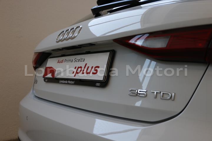 Audi A3 Sportback 35 2.0 tdi s-tronic