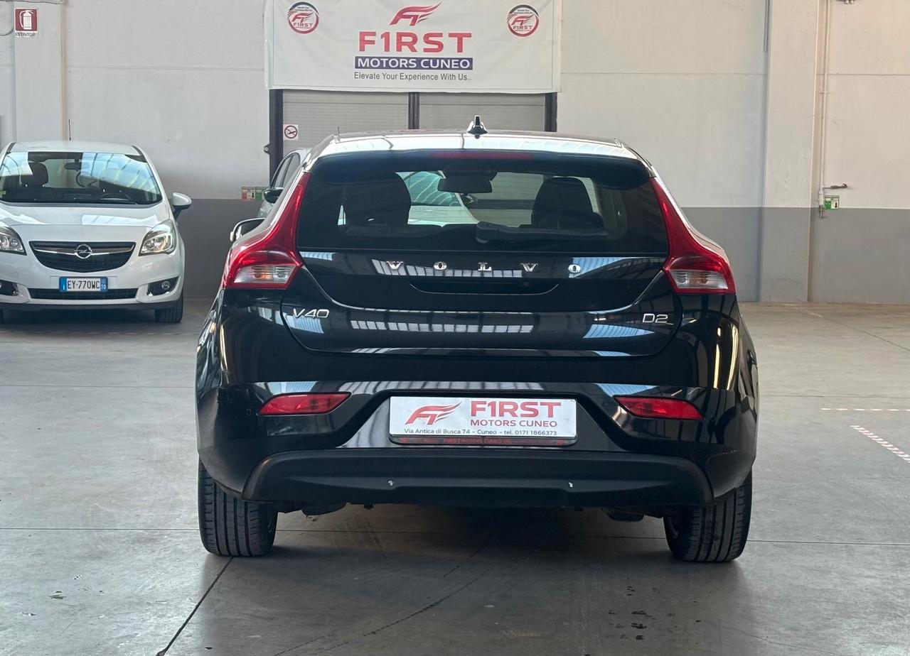 Volvo V40 D2 1.6 Summum