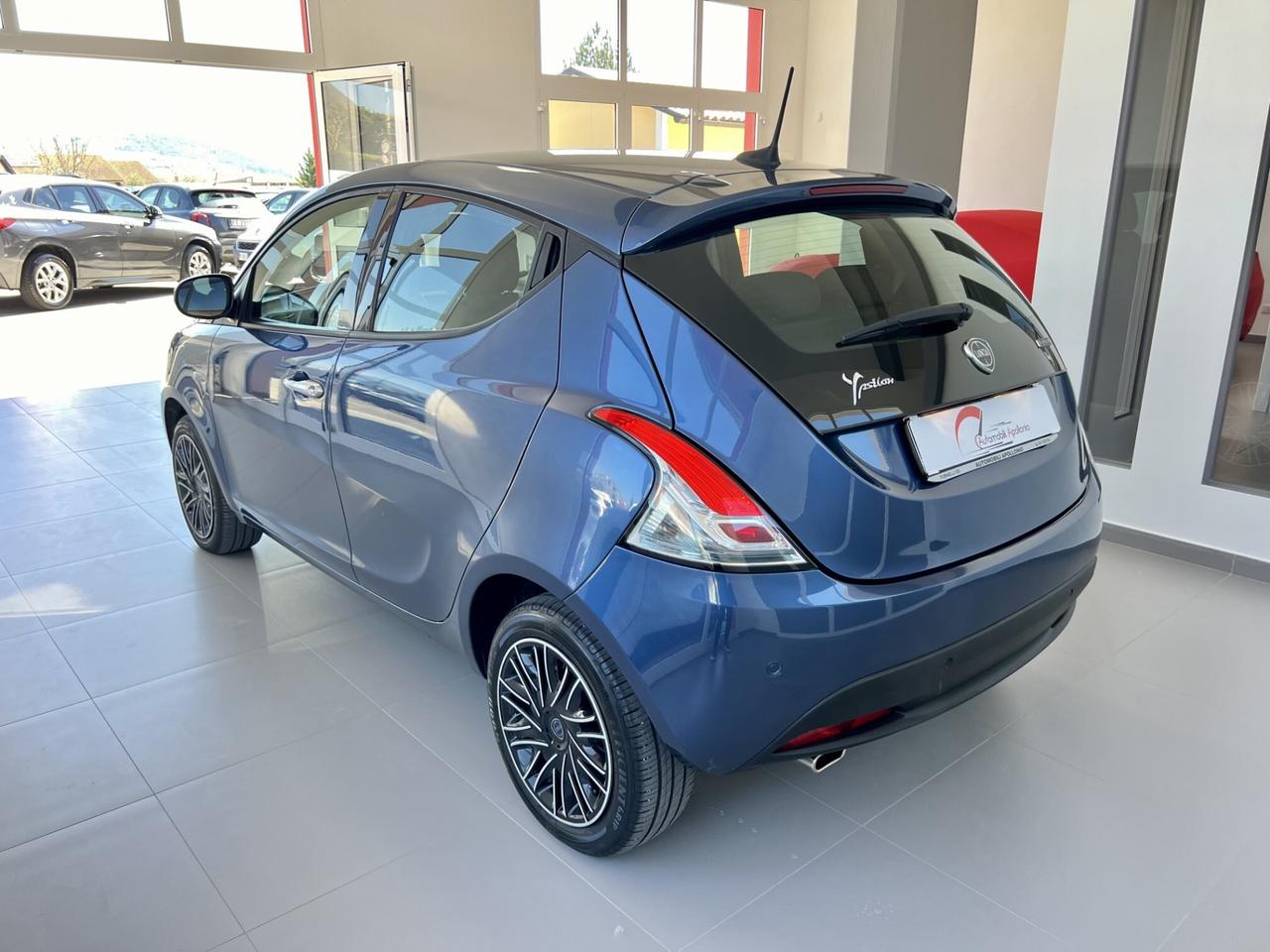 Lancia Ypsilon 1.0 FireFly S&S Hybrid GOLD - 2022