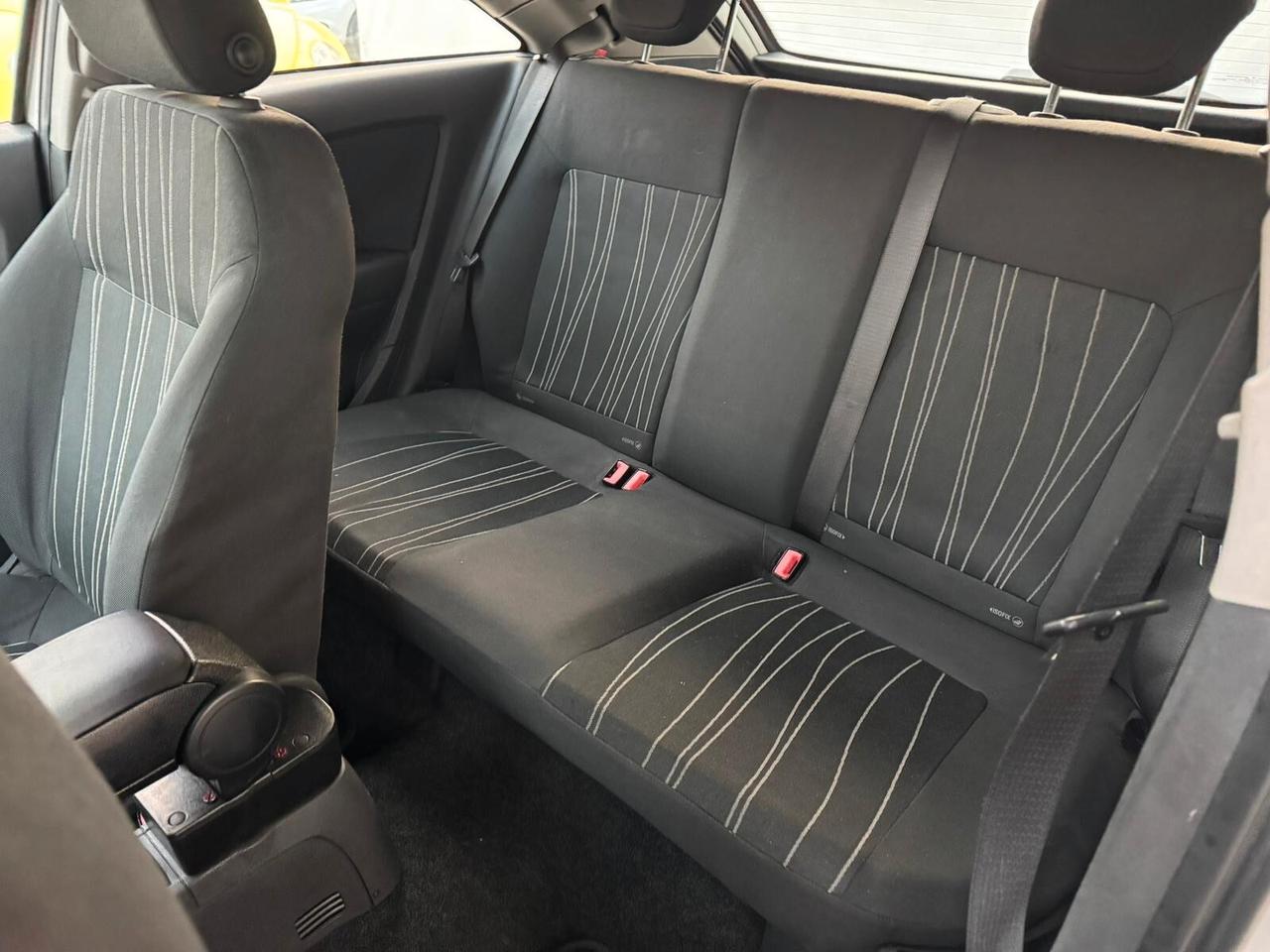 Opel Corsa 1.2 3 porte Enjoy GPL