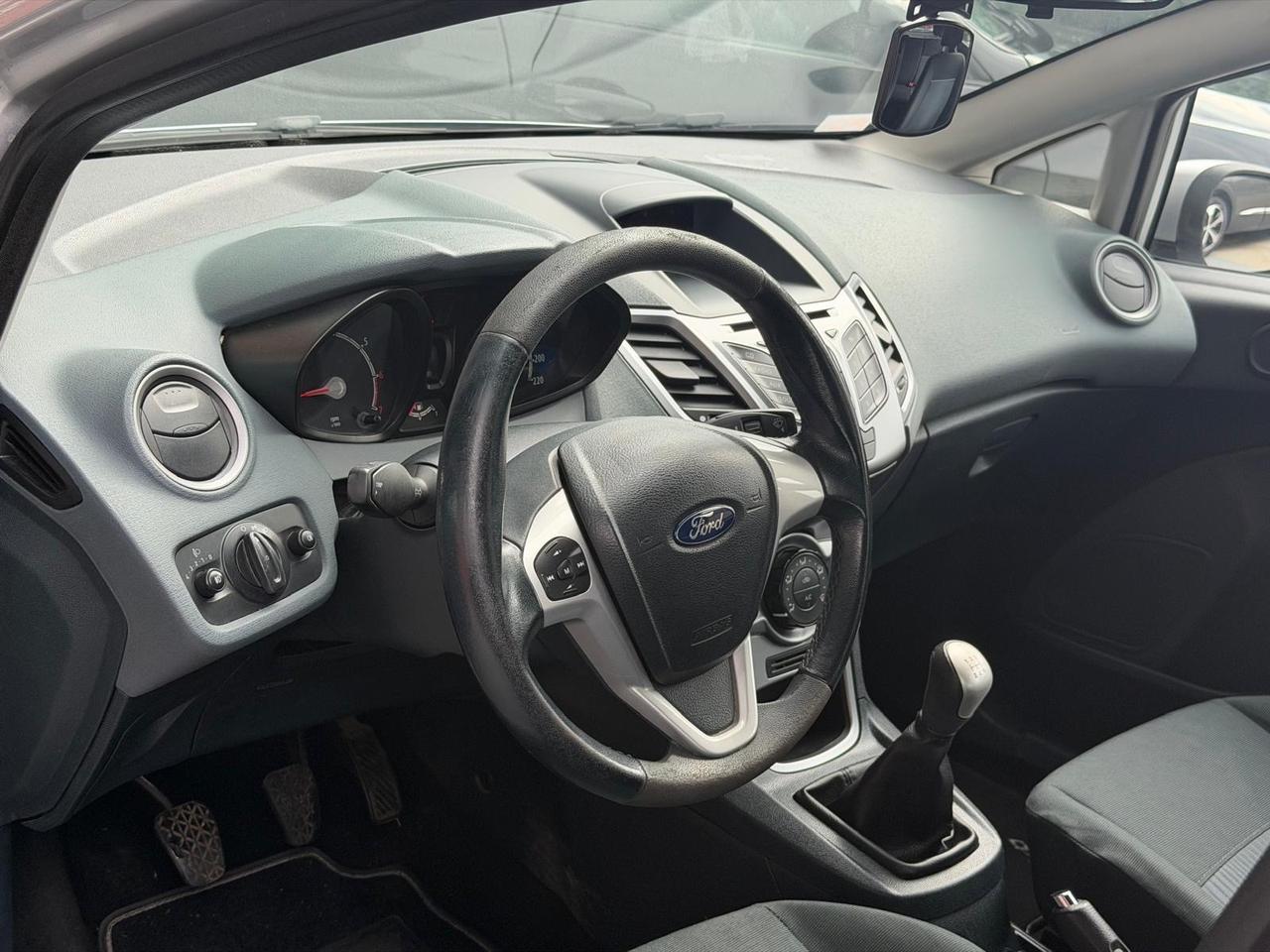 Ford Fiesta 1.2 82 CV 5 porte Titanium