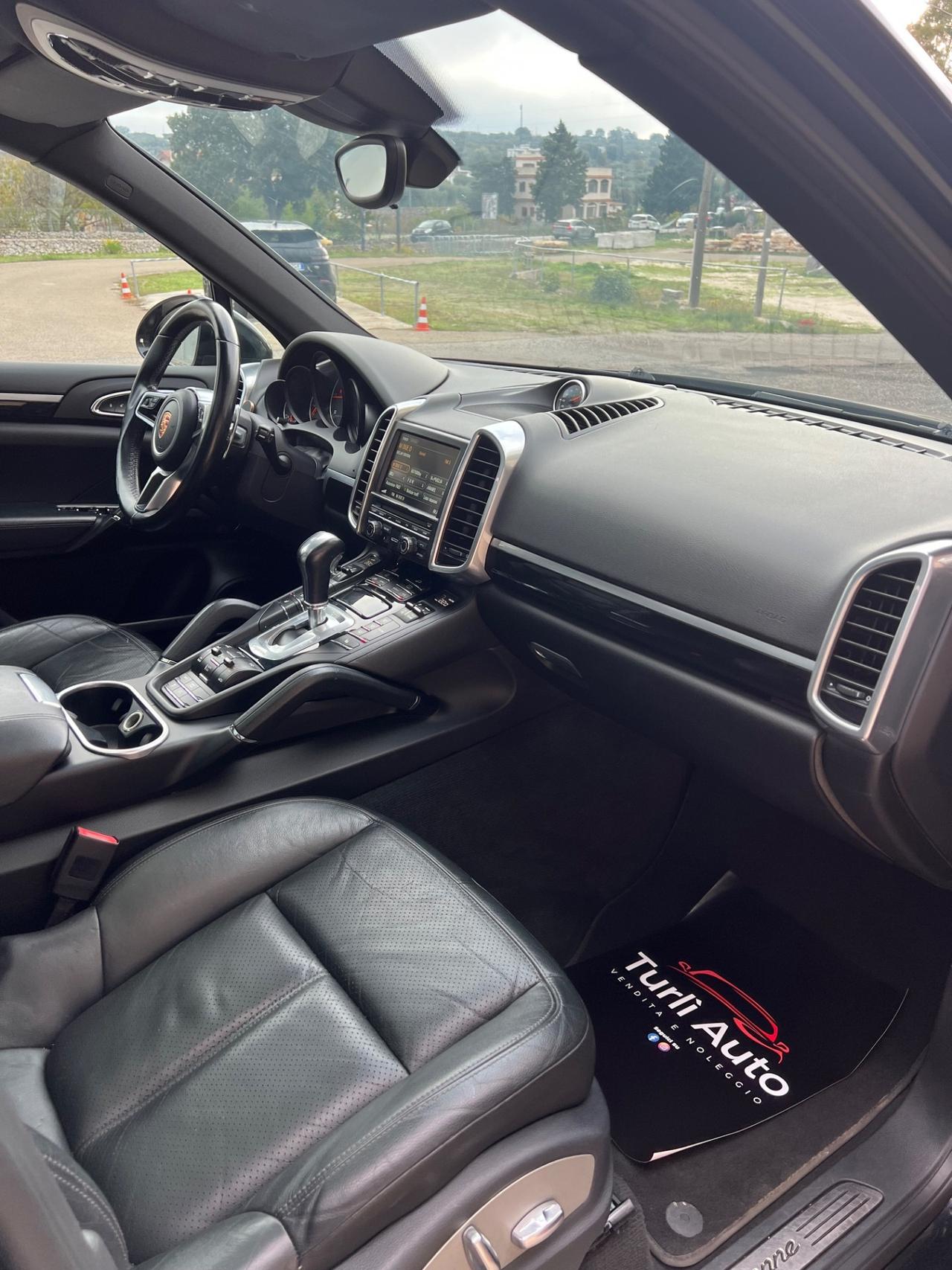 Porsche Cayenne 3.0 Diesel 262cv