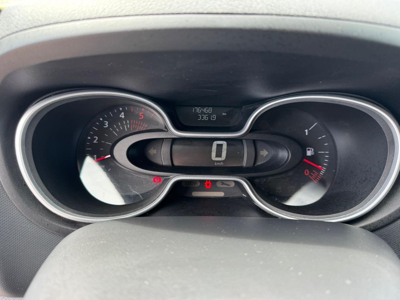 Renault Trafic T29 2.0 dCi 120CV PC-TN Furgone Ice