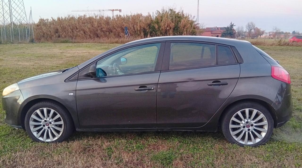 Fiat Bravo 1.4 90 cv Dynamic GPL .