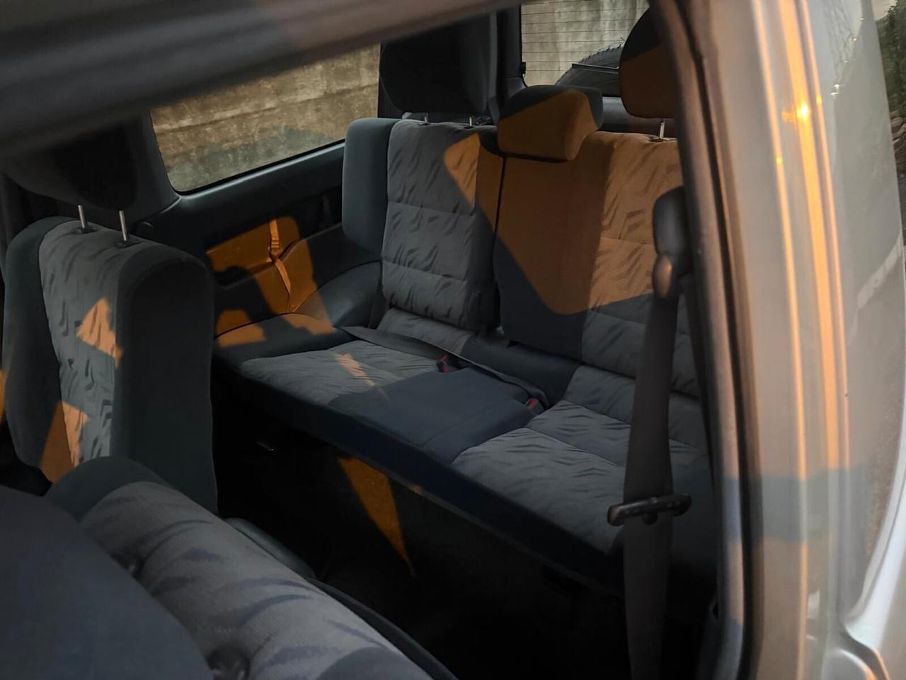 Toyota Land Cruiser 3.0 Tdi D-4D cat 3 porte KDJ90 GX