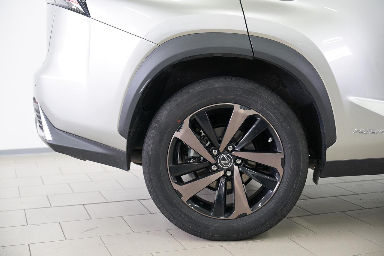 LEXUS NX 300h 2.5 Sport 4wd cvt