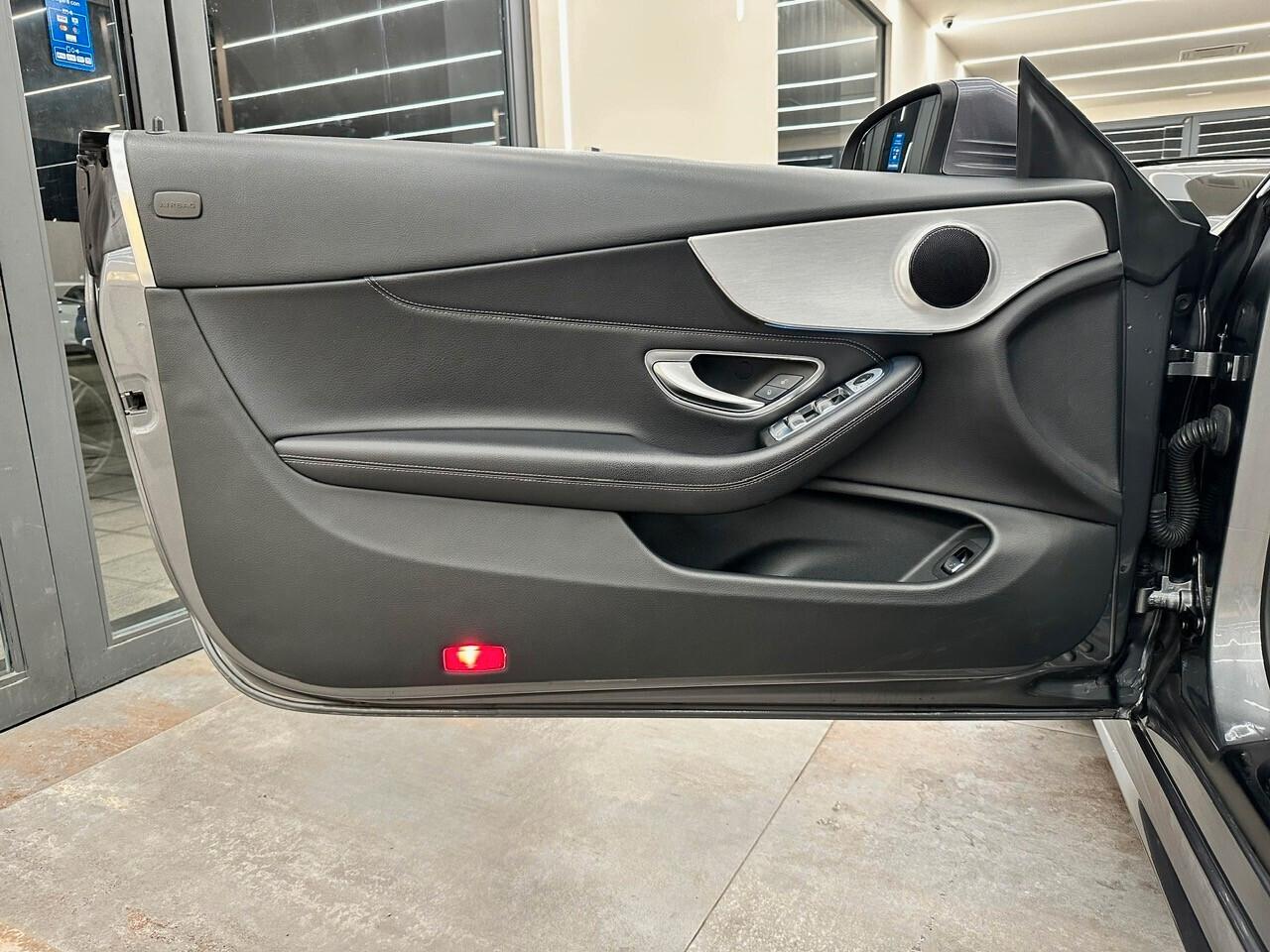 Mercedes-benz C 220d Cabrio Premium Plus AMG Garanzia