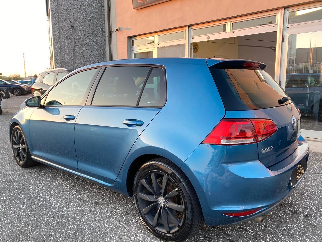 Volkswagen Golf 1.6 TDI DSG 3p. Highline BlueMotion Technology