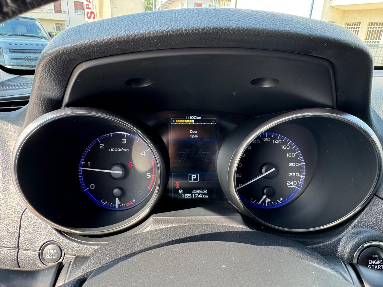 Subaru OUTBACK 2.0D Lineartronic Exclusive