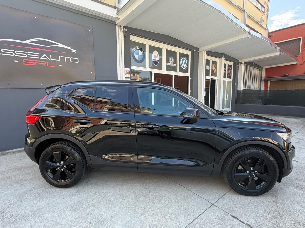 Volvo XC40 D4 AWD Geartronic Momentum