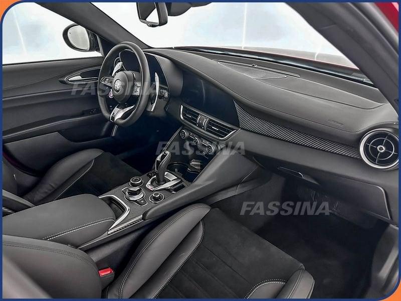 Alfa Romeo Giulia 2.9 T V6 AT8 Quadrifoglio *Scarico Akrapovic + Sedili Carbonio*