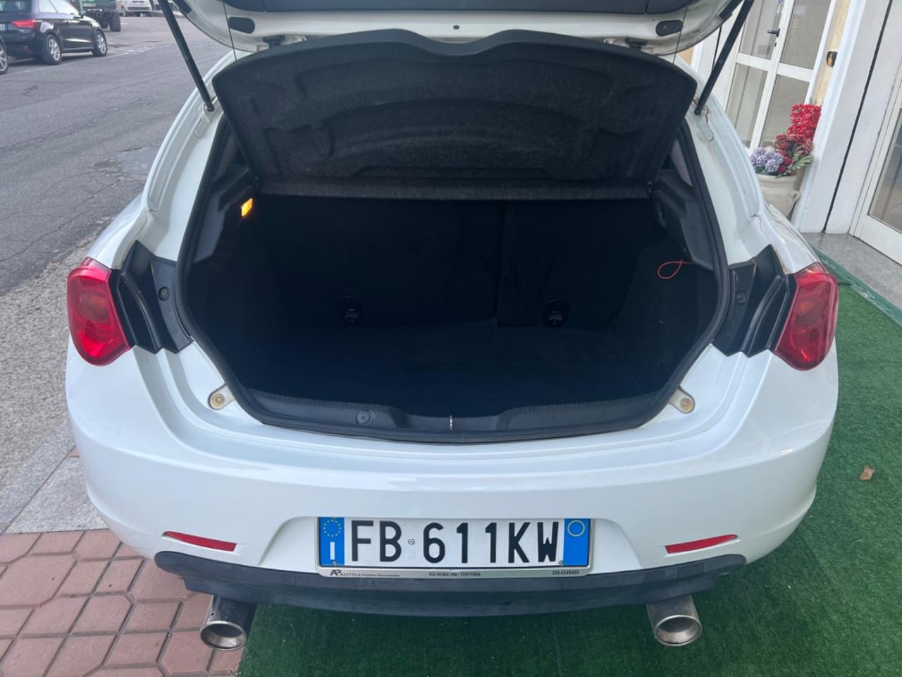 Alfa Romeo Giulietta 1.6 JTDm-2 120 CV Exclusive