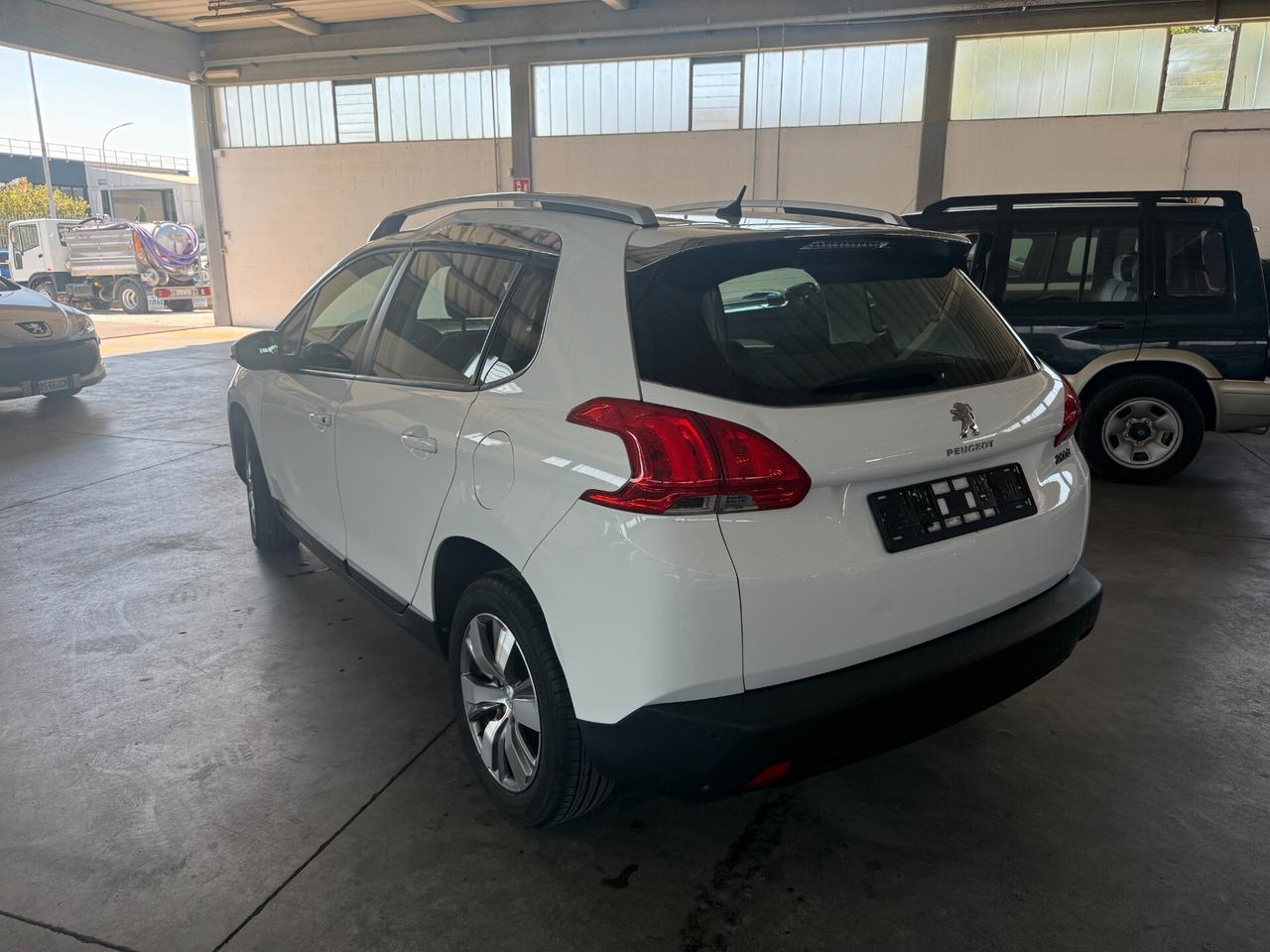 Peugeot 2008 PureTech 82 ETG5 S&S Allure