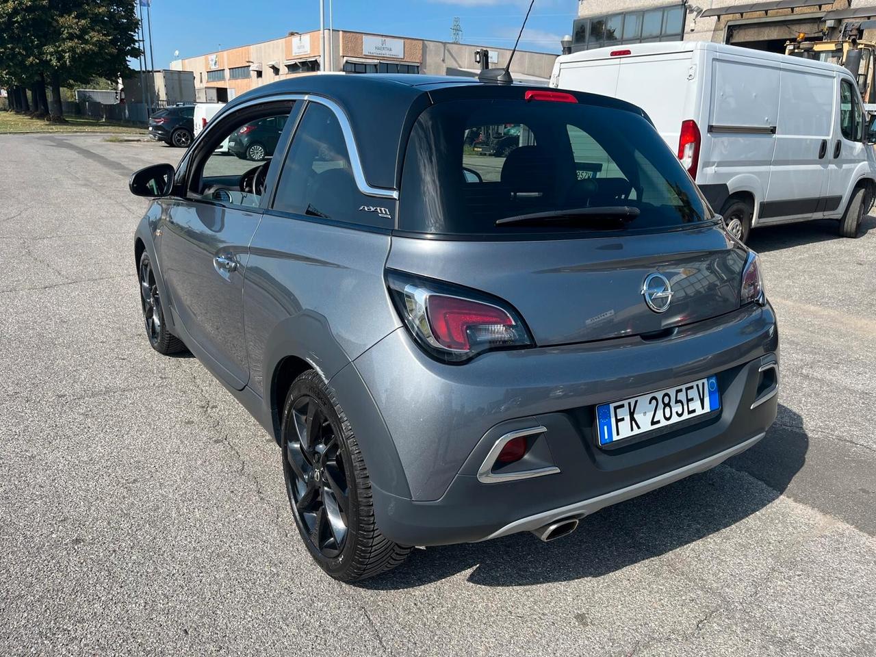 Opel Adam 1.2 70 CV