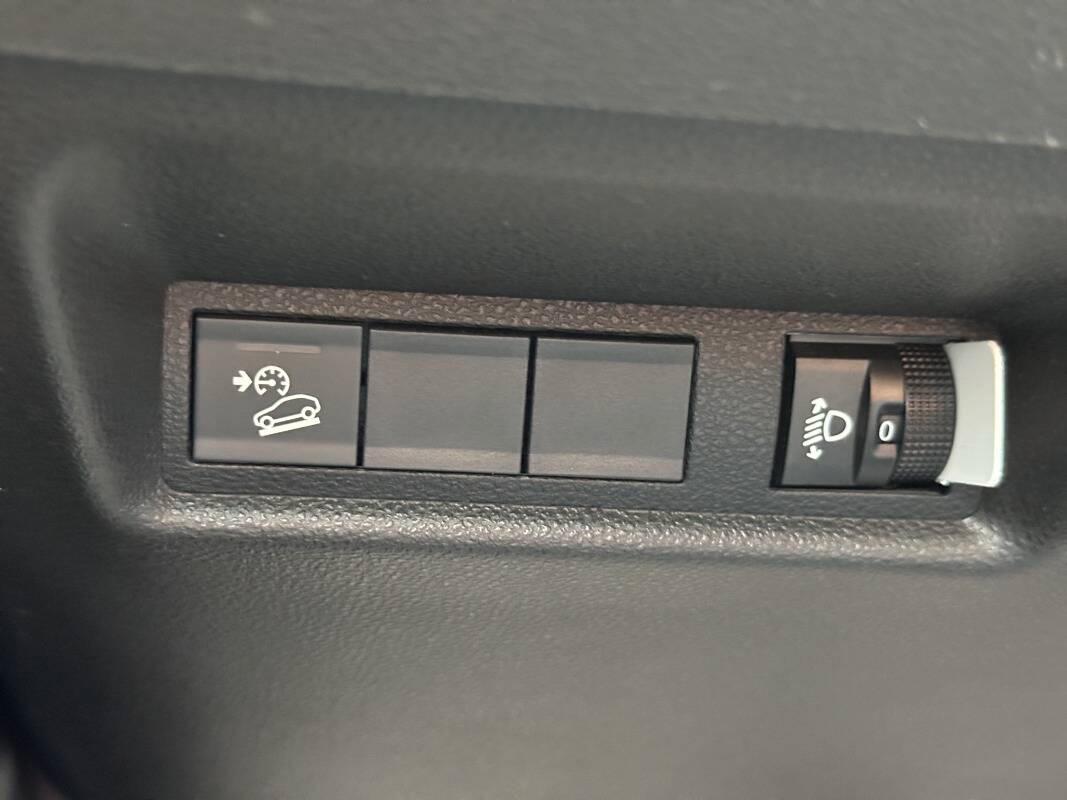 Jeep Avenger 1.2 t. Altitude fwd 100cv CON CARPLAY