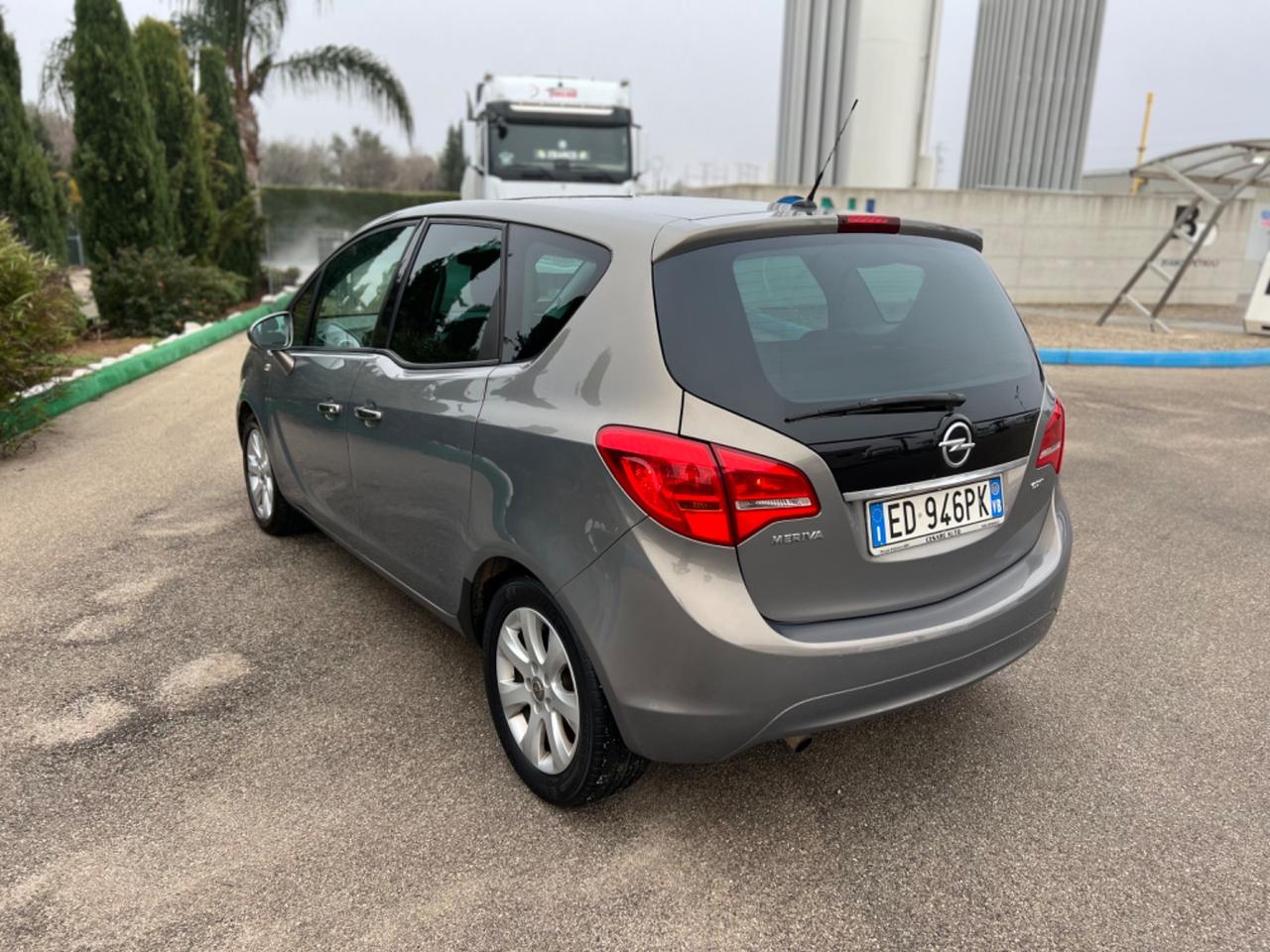 Opel Meriva 1.7 CDTI 110CV b-color Panoramic