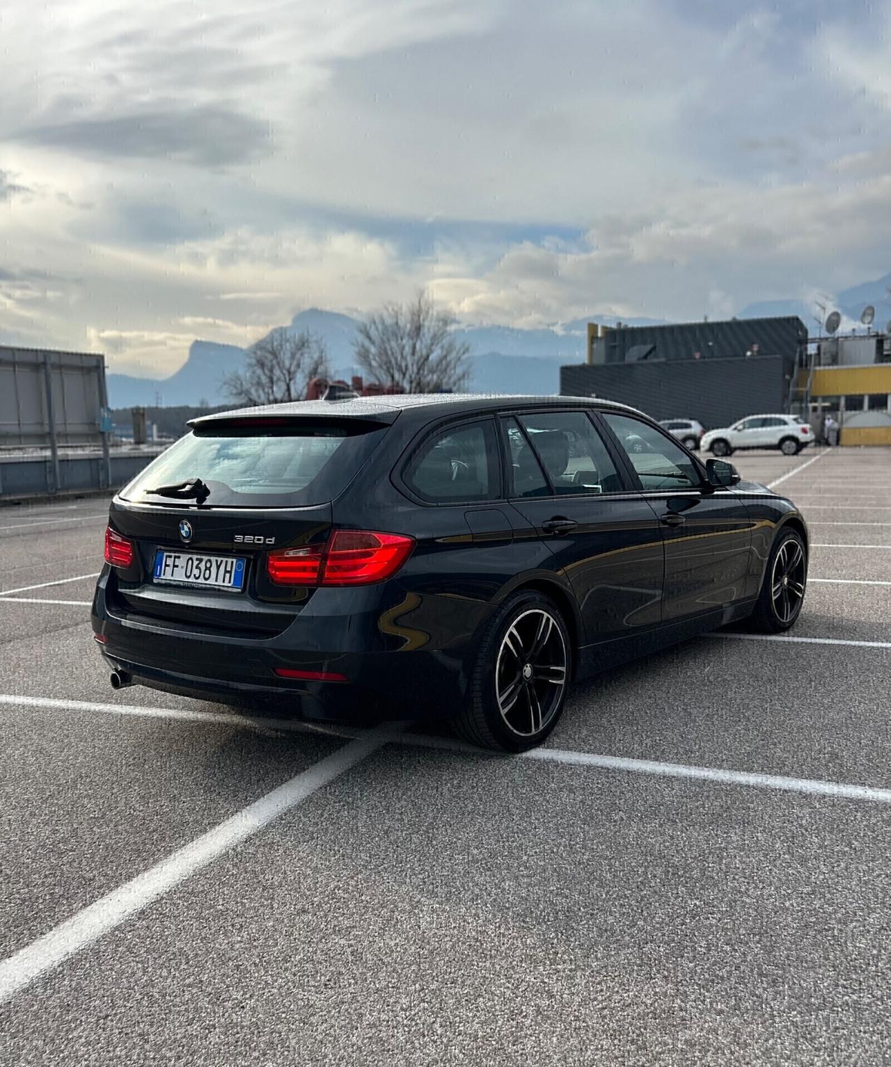 Bmw 320d Touring Msport 2015 UNICO PROPR.