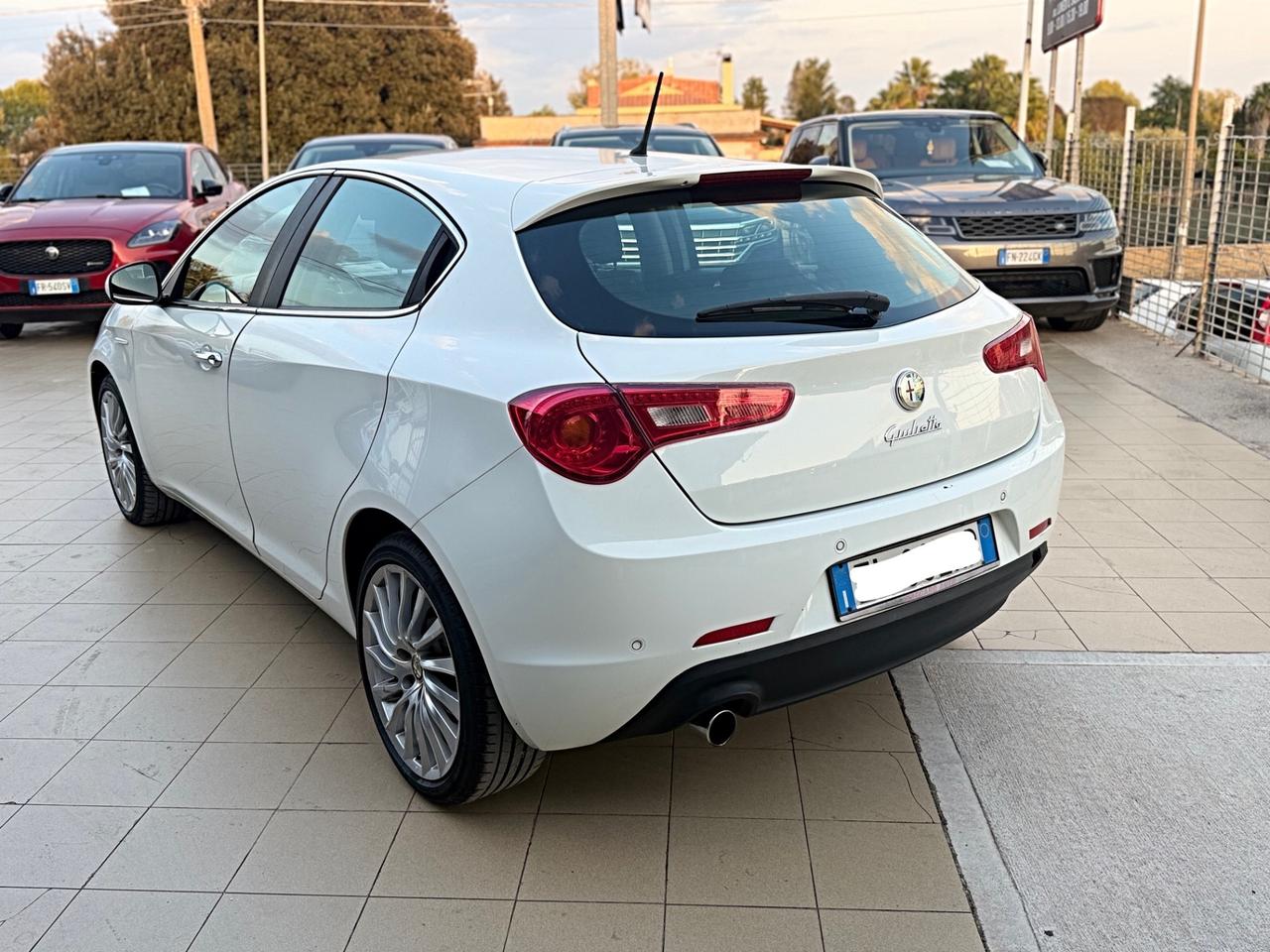Alfa Romeo Giulietta 1.6 JTDm-2 105 CV Exclusive