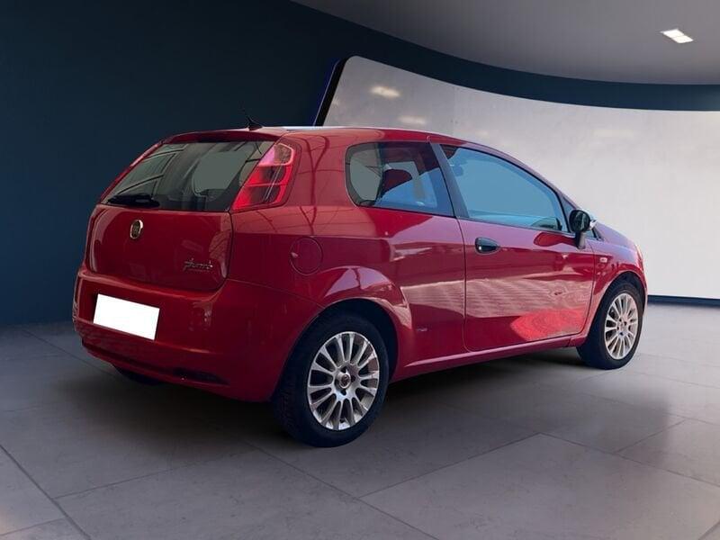 FIAT Grande Punto Grande Punto 3p 1.4 Dynamic 77cv