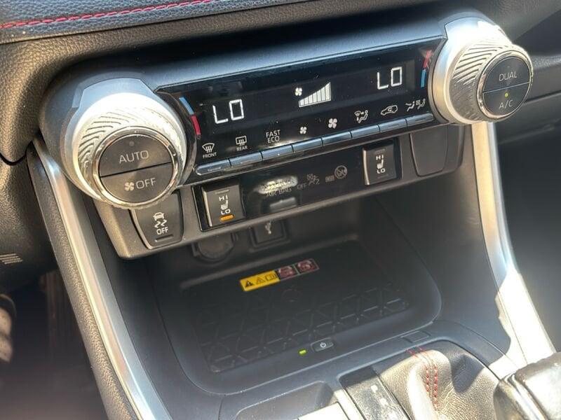 Toyota RAV4 Plug-in 2.5 PHEV E-CVT More Dynamic AWD-i