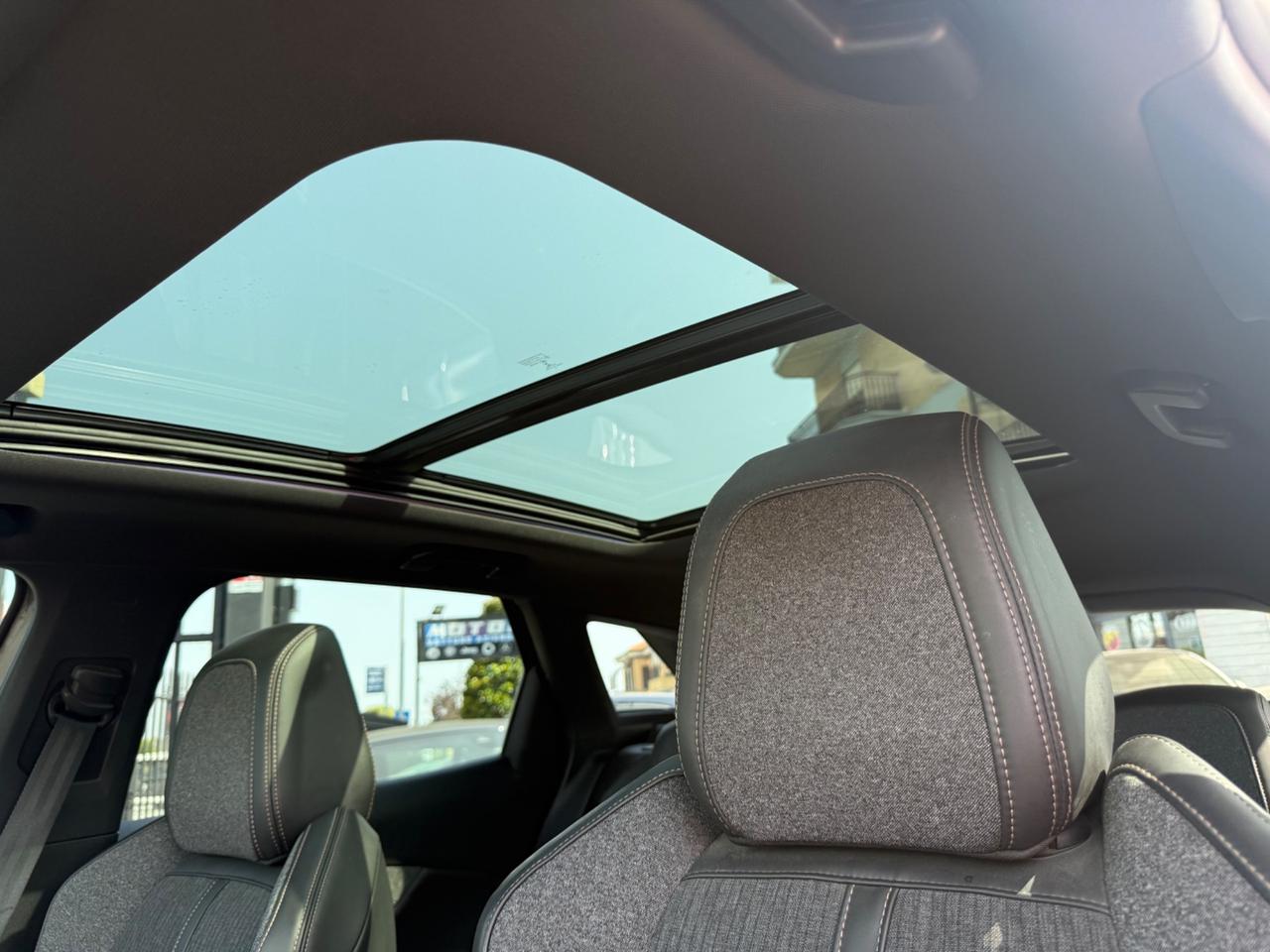 Peugeot 3008 BlueHDi 130cv EAT8 GT Line TETTO