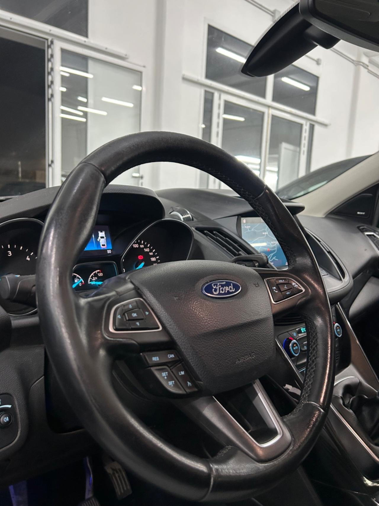 Ford Kuga 1.5 TDCI 120 CV S&S Titanium FINANZIABILE