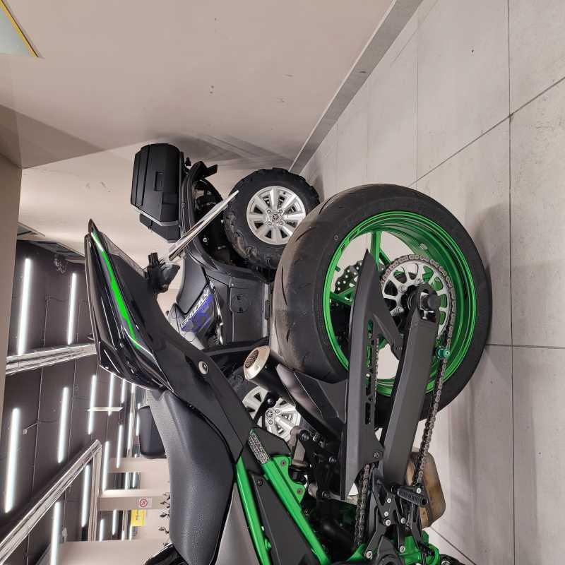 Kawasaki Z 900 - 2023