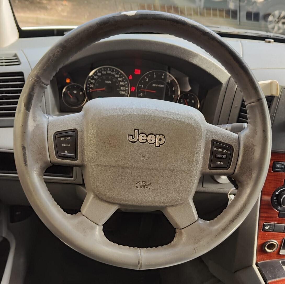 Jeep Grand Cherokee 3.0 V6 CRD Limited 2006