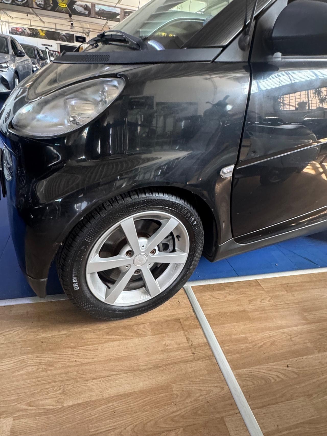 Smart ForTwo 1000 52 kW coupé pure