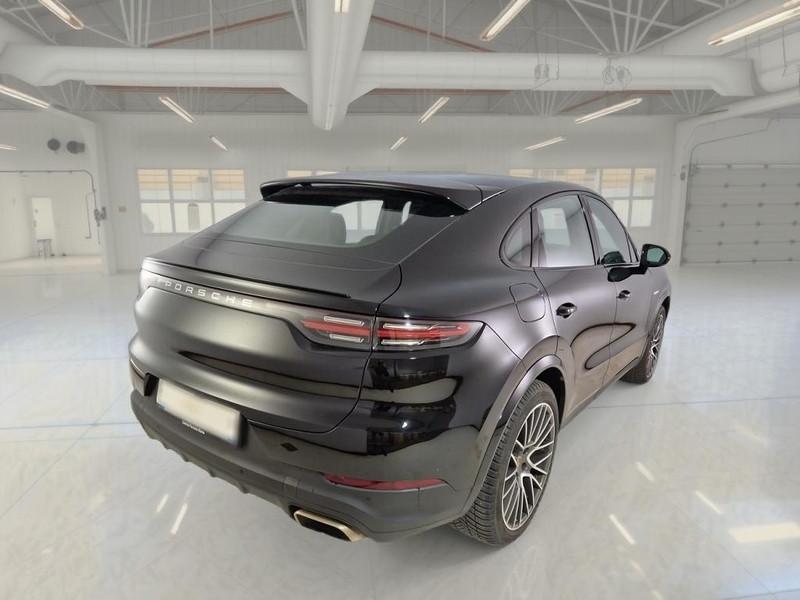 PORSCHE CAYENNE COUPE 3.0 V6 E-Hybrid Autom.