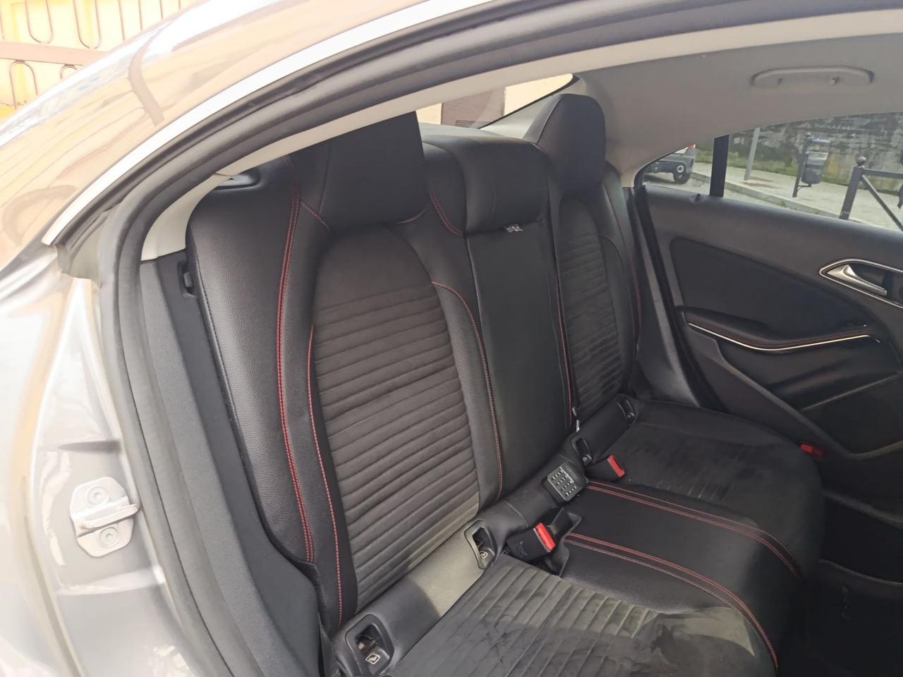 Mercedes-Benz CLA 200 Business Line CLA 200 #9325